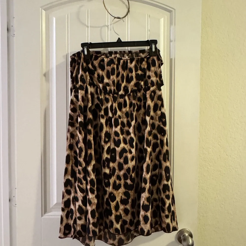 Chic SHEIN Curve Leopard Print Strapless Dress with Tie 0XL - Picture 4 of 6